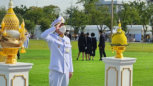 “สมาคมธนาคารไทย” ร่วมพิธีวางพานพุ่มและถวายบังคม เนื่องในวันคล้ายวันพระบรมราชสมภพ พระบาทสมเด็จพระบรมชนกาธิเบศร มหาภูมิพลอดุลยเดชมหาราช บรมนาถบพิตร